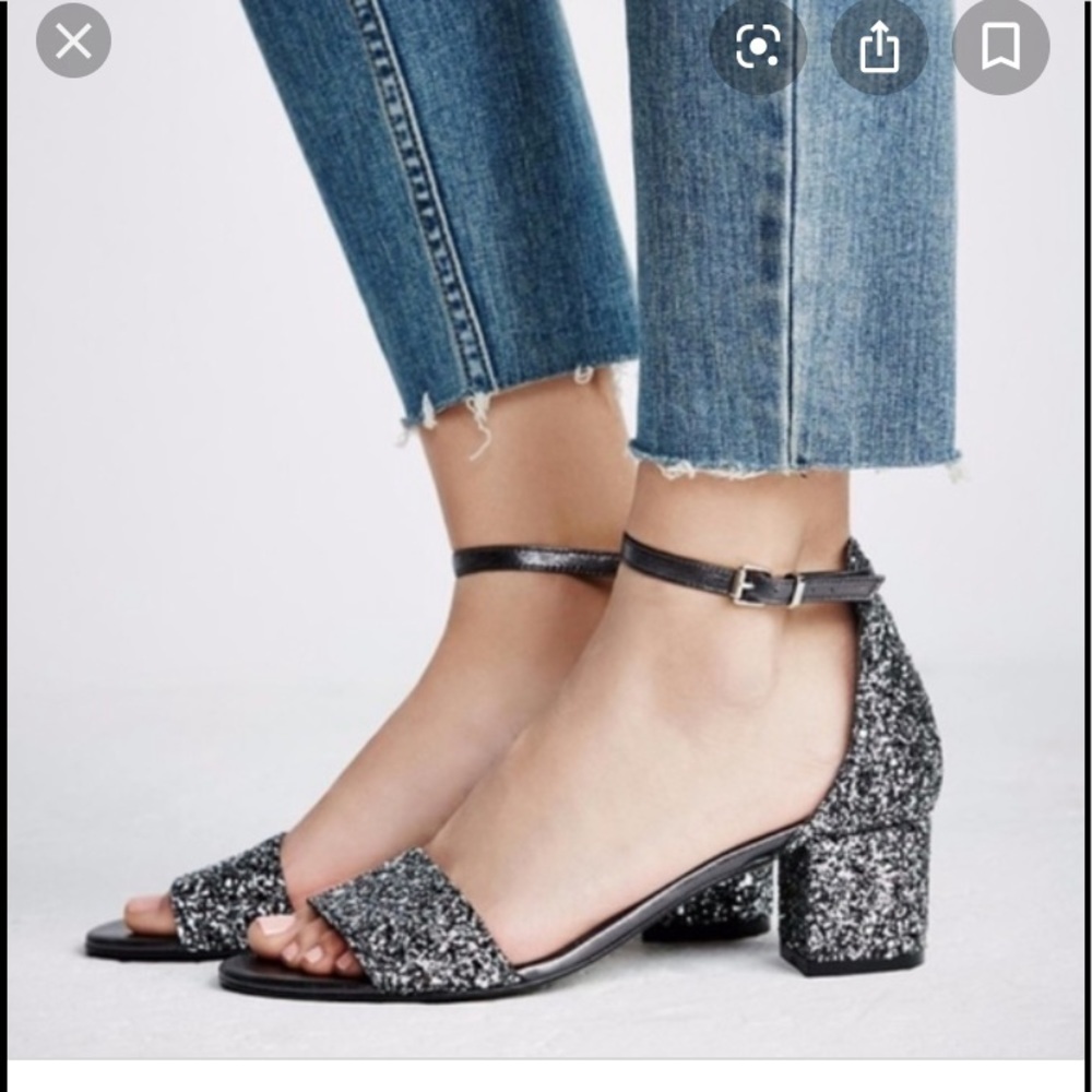 Free People Marigold Silver Glitter Sandals 39/9.